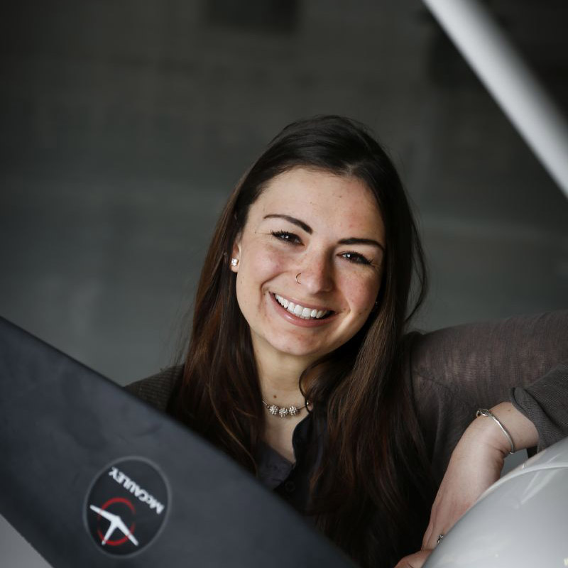 An AOPA Member Services representative